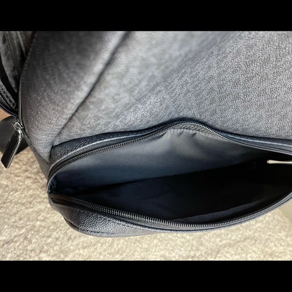 Michael Kors Jet Set MK Logo Men's Backpack - Picture 12 of 12